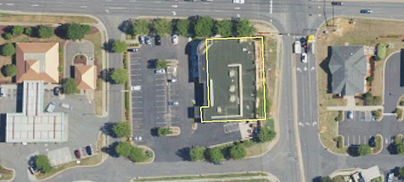 Retail Space Near Harris Teeter