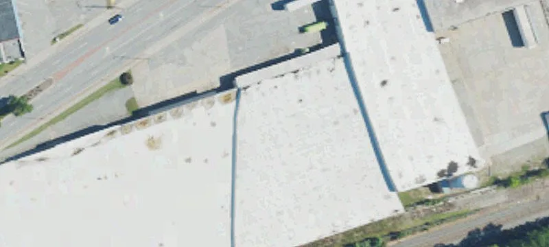 Spacious Warehouse with Included Utilities