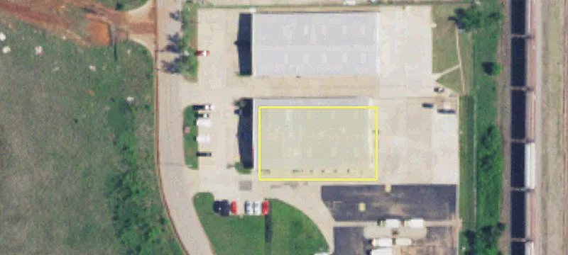 Freezer/Cooler Warehouse with Yard