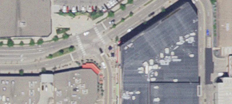 Retail Space in St. Louis Park