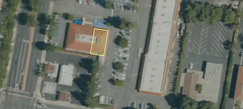 Retail Space Available For Rent