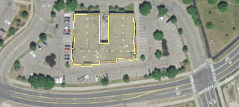 Retail Space in Lakeville Center
