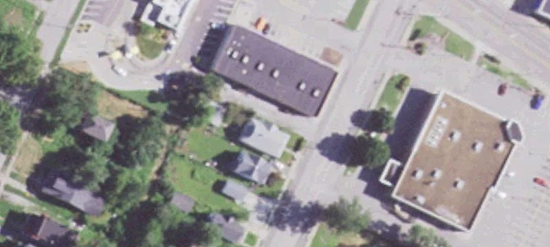 Rail-Served Warehouse on Fenced Lot