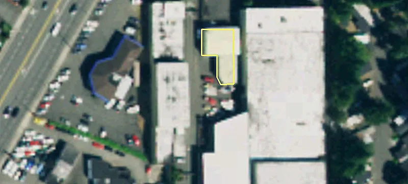 Lynnwood Warehouse with Office Space