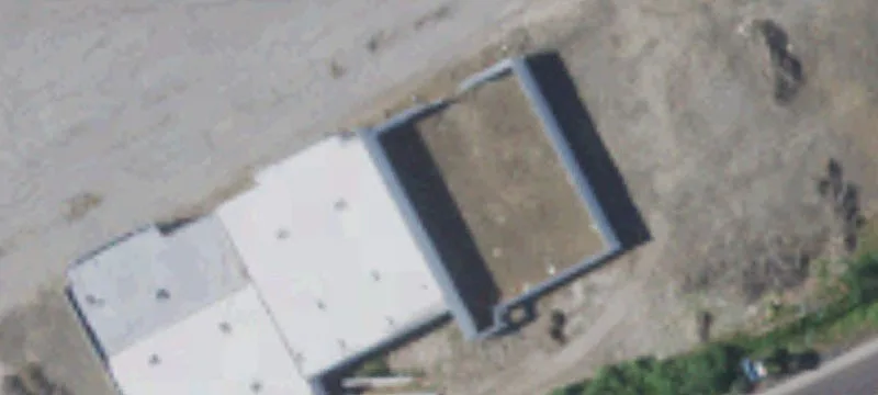 Retail Pads in Prime Location