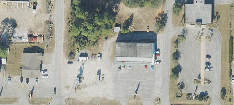 Prime Retail Location on Highway
