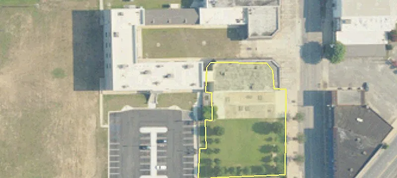 Retail Space in Douglas Square