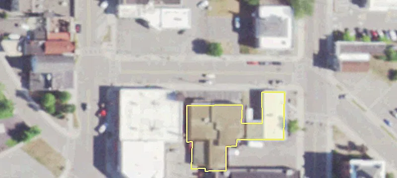 Retail Building with Frontage