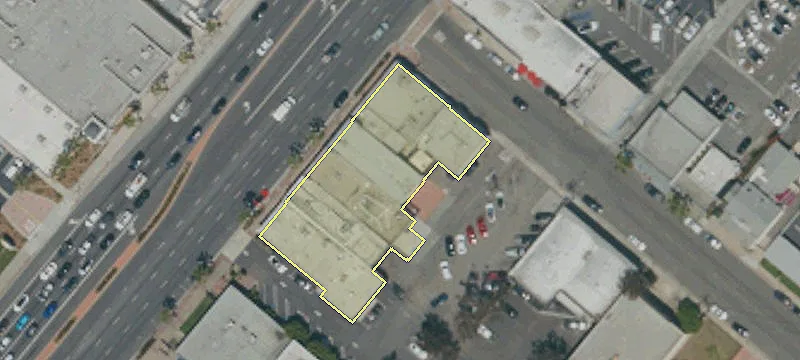Retail Building with Mezzanine Space