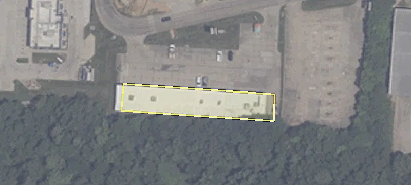 Retail Space with High Visibility