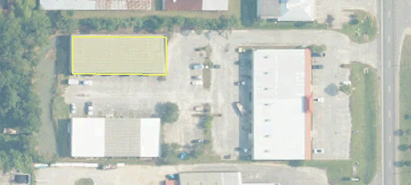 Retail Showroom in Prime Location