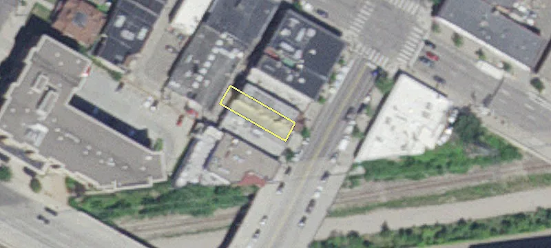 Dinkytown Retail/Service Space Available