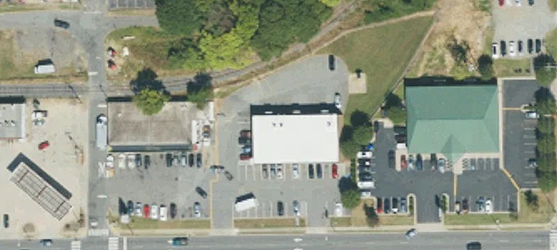Retail Space on E Franklin