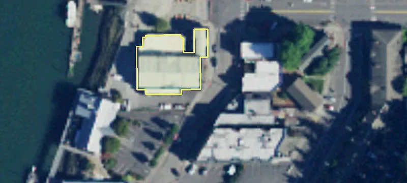 Mixed-Use Property in La Conner