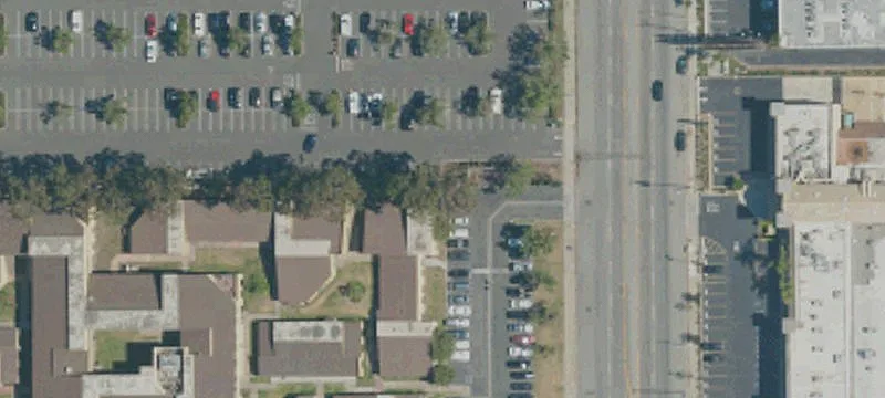 Vermont Avenue Trailer Parking Available
