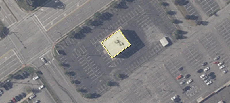 Freestanding Building on Corner Lot