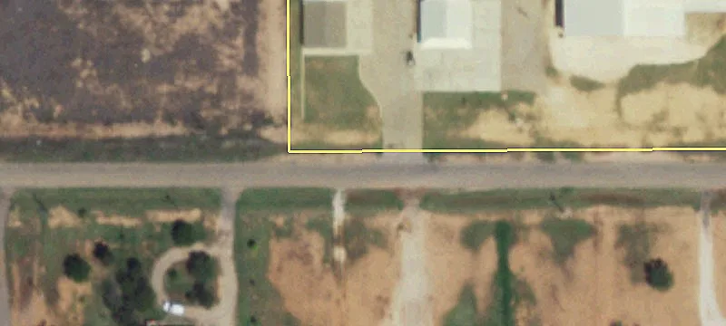 Office/Warehouse on Acre Lot