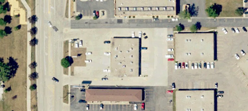 Retail Center on 25th Street