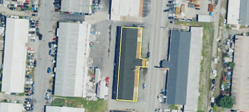 Greensboro Warehouse with Drive-In Docks