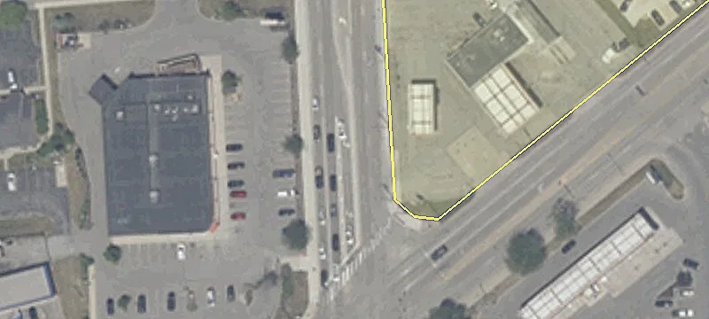 Commercial Land Near High-Traffic Corridor