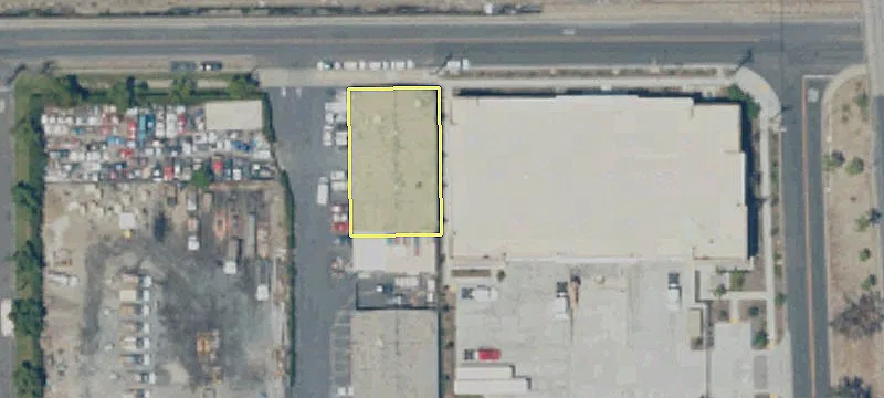 Freestanding Warehouse with Fenced Yard