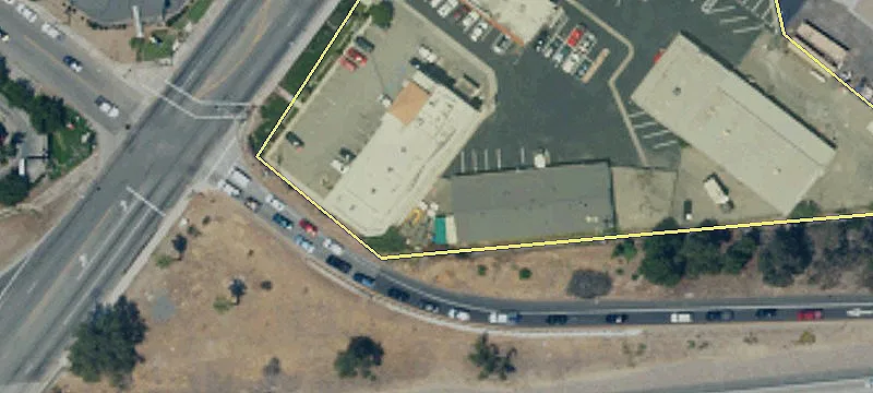 Leased Multi-Tenant Warehouse For Sale