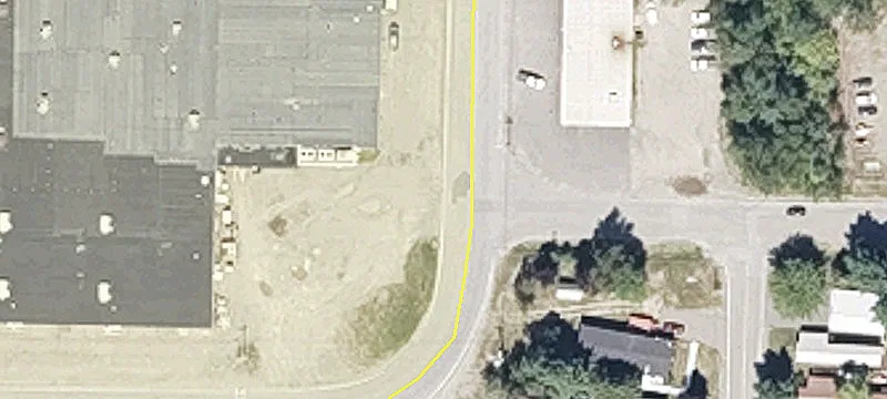 Retail/Office Building For Sale