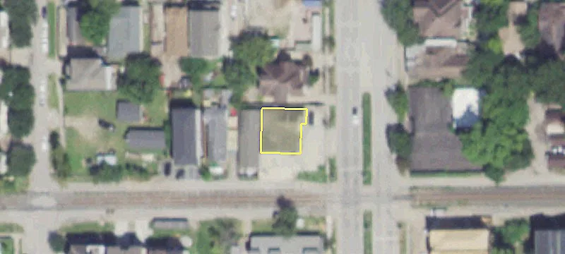 Corner Commercial Building Near Downtown