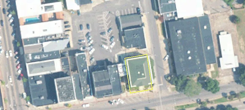 Prime Highway Frontage Land