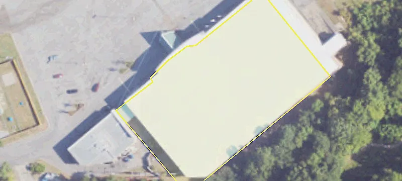 Outparcel on Lakeland Drive