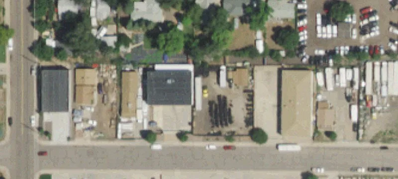 Englewood Warehouse with Fenced Yard