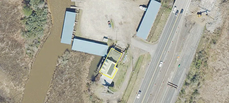 Land on Busy Highway 90