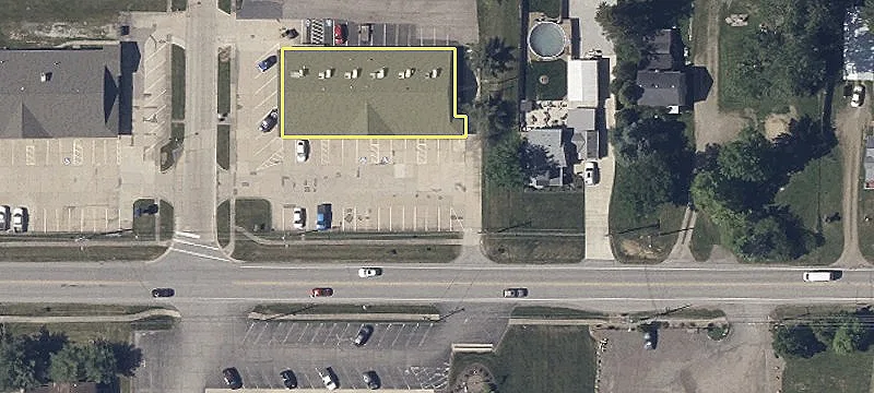 Retail Space in Seville, OH