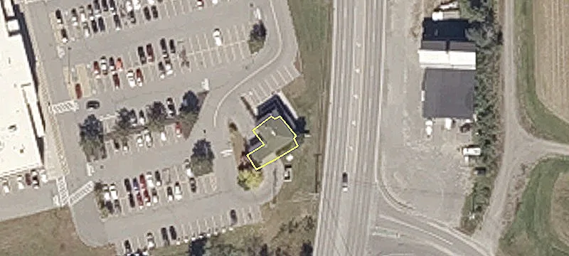 Retail or Restaurant Space Available