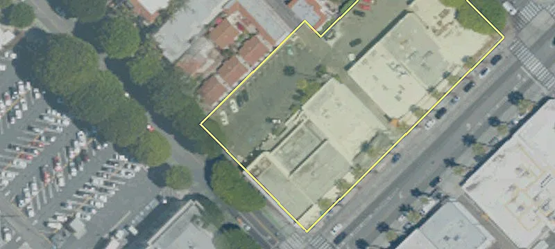 Retail Property on Wilshire Boulevard