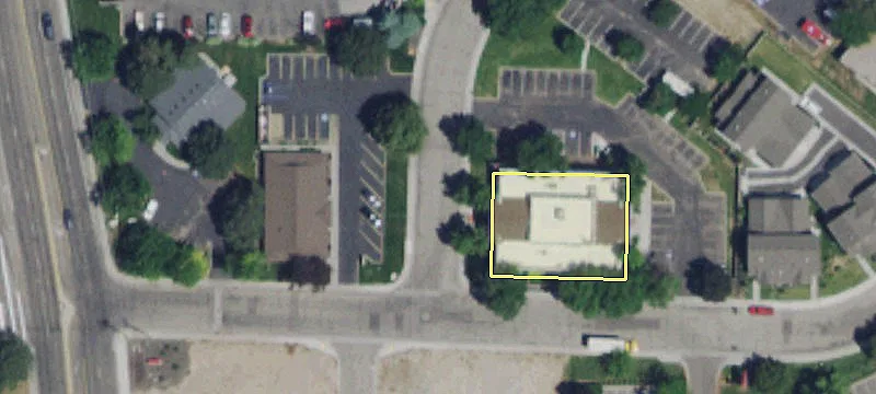High-Visibility Corner Lot Office