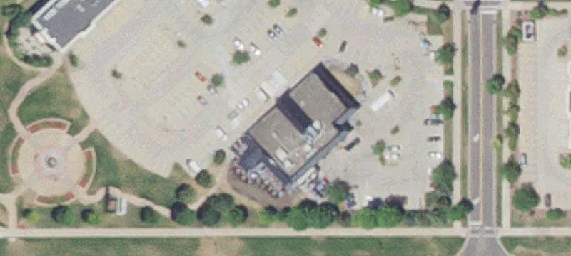 Retail Space in Apple Valley