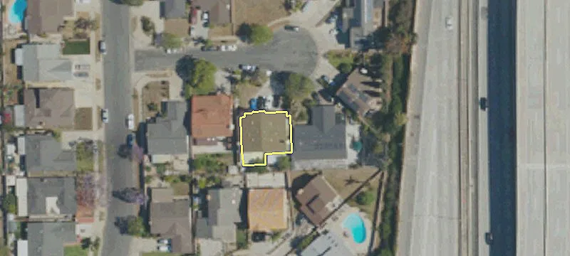 Industrial Land Near Freeways