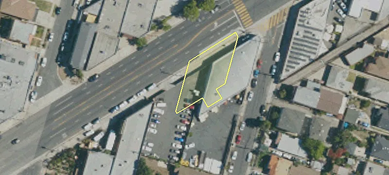 Industrial/Retail Space on Washington Blvd