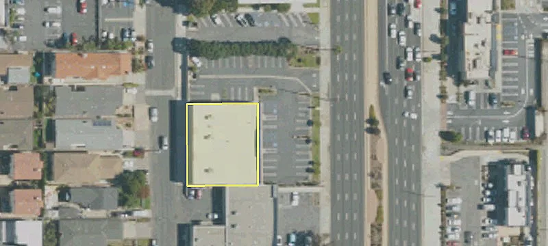 Retail Space Available For Rent