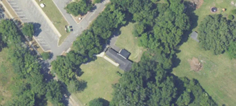 Former Dental Office on Large Lot
