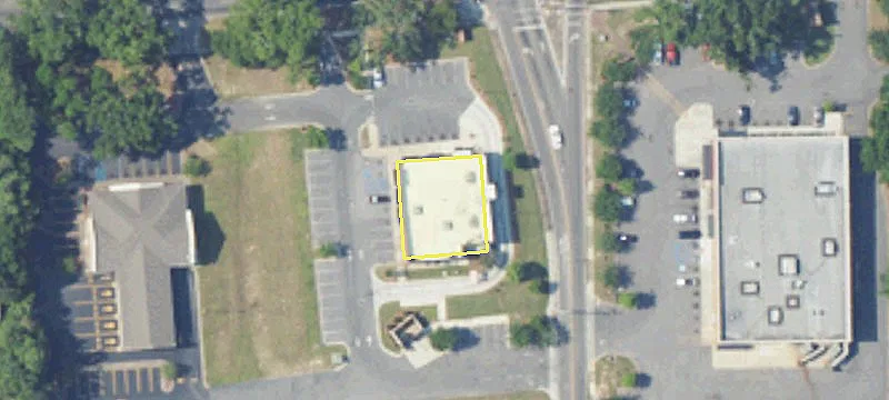 Retail Space Near High-Traffic Neighbors