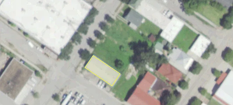Unrestricted Lot in Greater East End