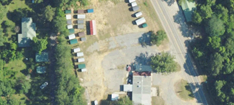Citronelle Land with Retail Building