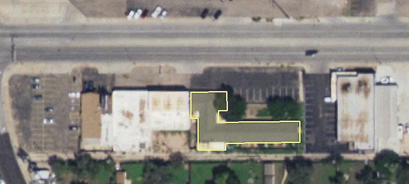 Retail Center on 34th Street