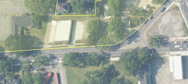 Standalone Office Building Near Downtown