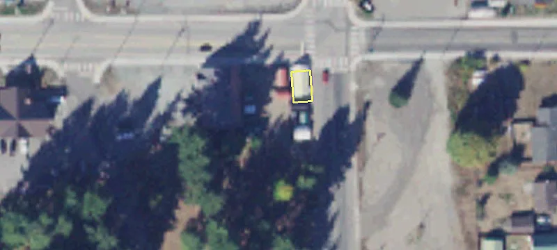 Versatile Commercial Complex in Darrington