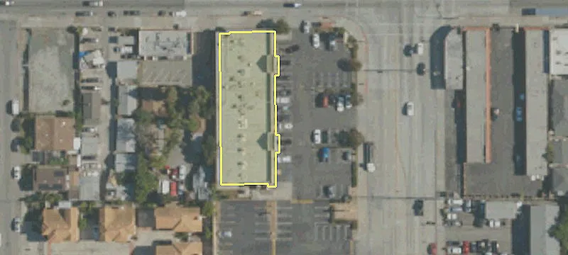 Retail/Restaurant Building For Sale