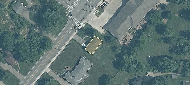 Retail Center at Signalized Intersection