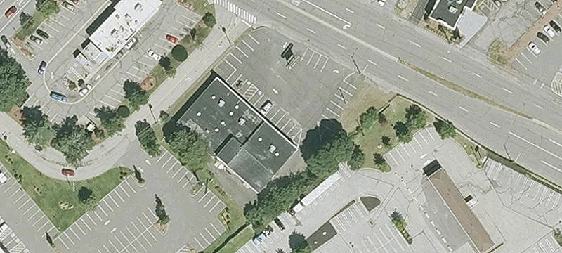 Prime Retail Location on Willow